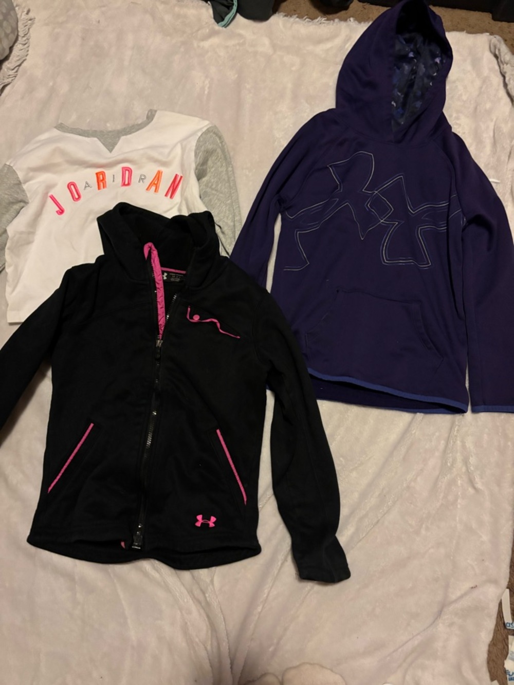Girls Under Armour and Jordan bundle in size youth medium